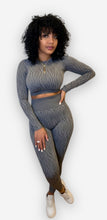 Load image into Gallery viewer, Long-Sleeved Crop Zebra Seamless Set

