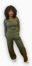 Load image into Gallery viewer, Olive Bottom Down Long Sleeve Crop Top Set
